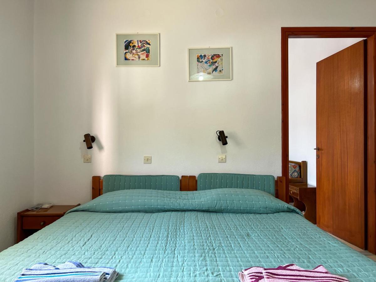 Anemone Apartment *